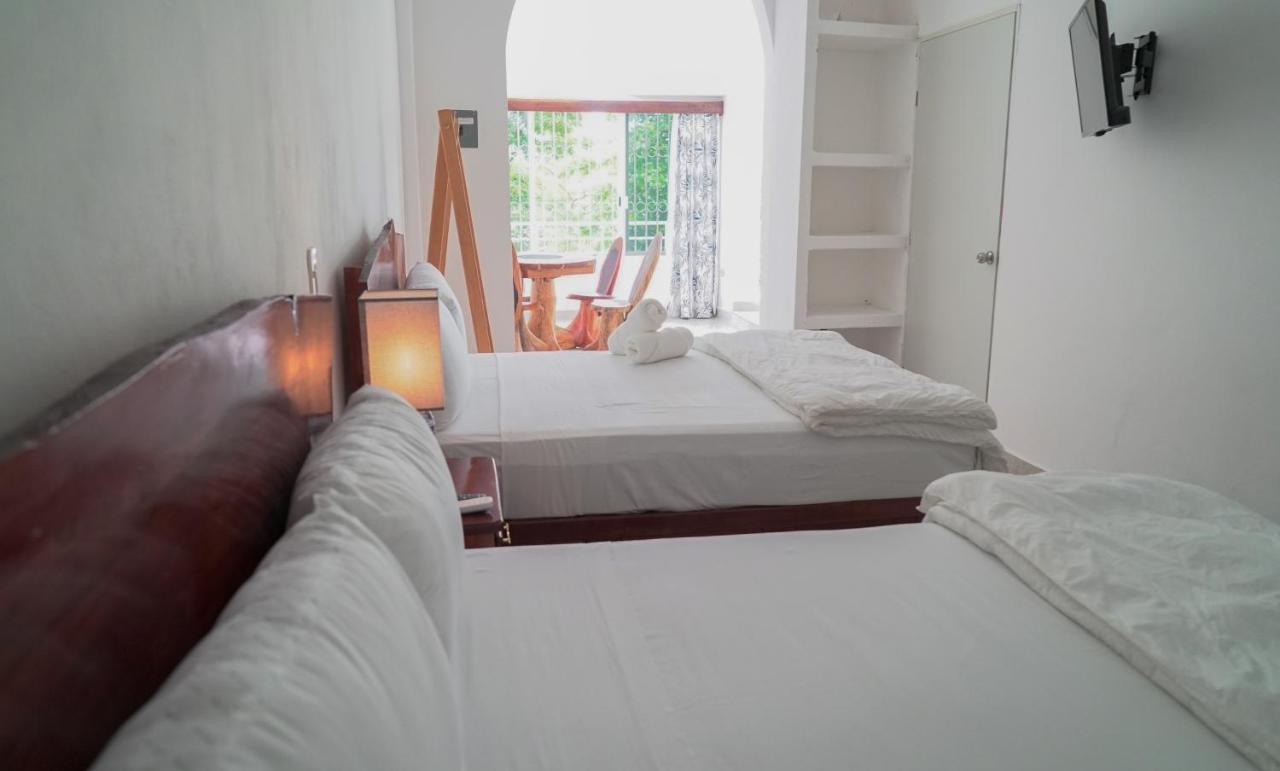 Suites Pancho Villas Bacalar - Lagoon View Eksteriør billede
